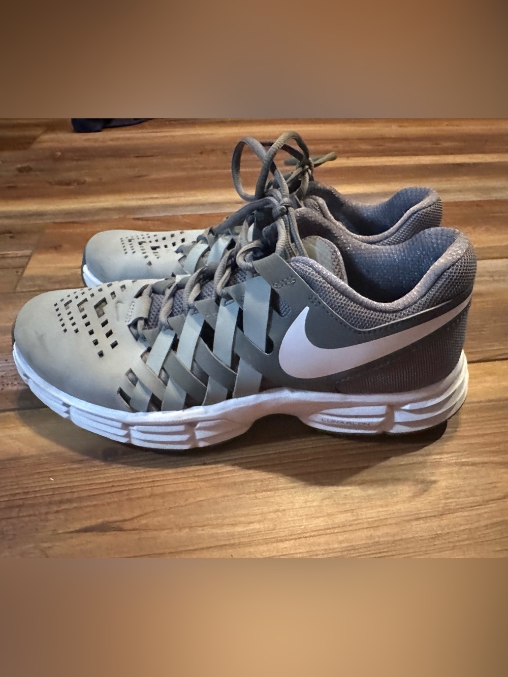 Nike Men’s Lunarlon Size 9
